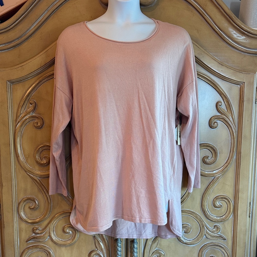 NWT Max Studio Elegant Pink Long Sleeve Sweater